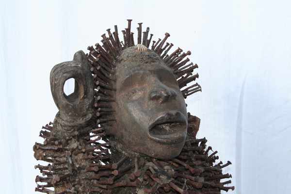 kongo ( Nkondi fétiche), d`afrique : Rép.démoncratique du Congo., statuette kongo ( Nkondi fétiche), masque ancien africain kongo ( Nkondi fétiche), art du Rép.démoncratique du Congo. - Art Africain, collection privées Belgique. Statue africaine de la tribu des kongo ( Nkondi fétiche), provenant du Rép.démoncratique du Congo., 1568/2036Statue Nkondi du Kongo Mayombe. Cette statue,si l